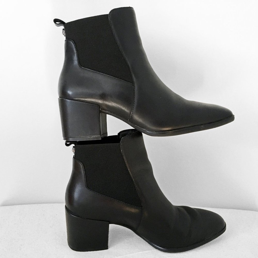 Classic ANKLE Boots in Black Leather by Anne Klein, USW Size 6